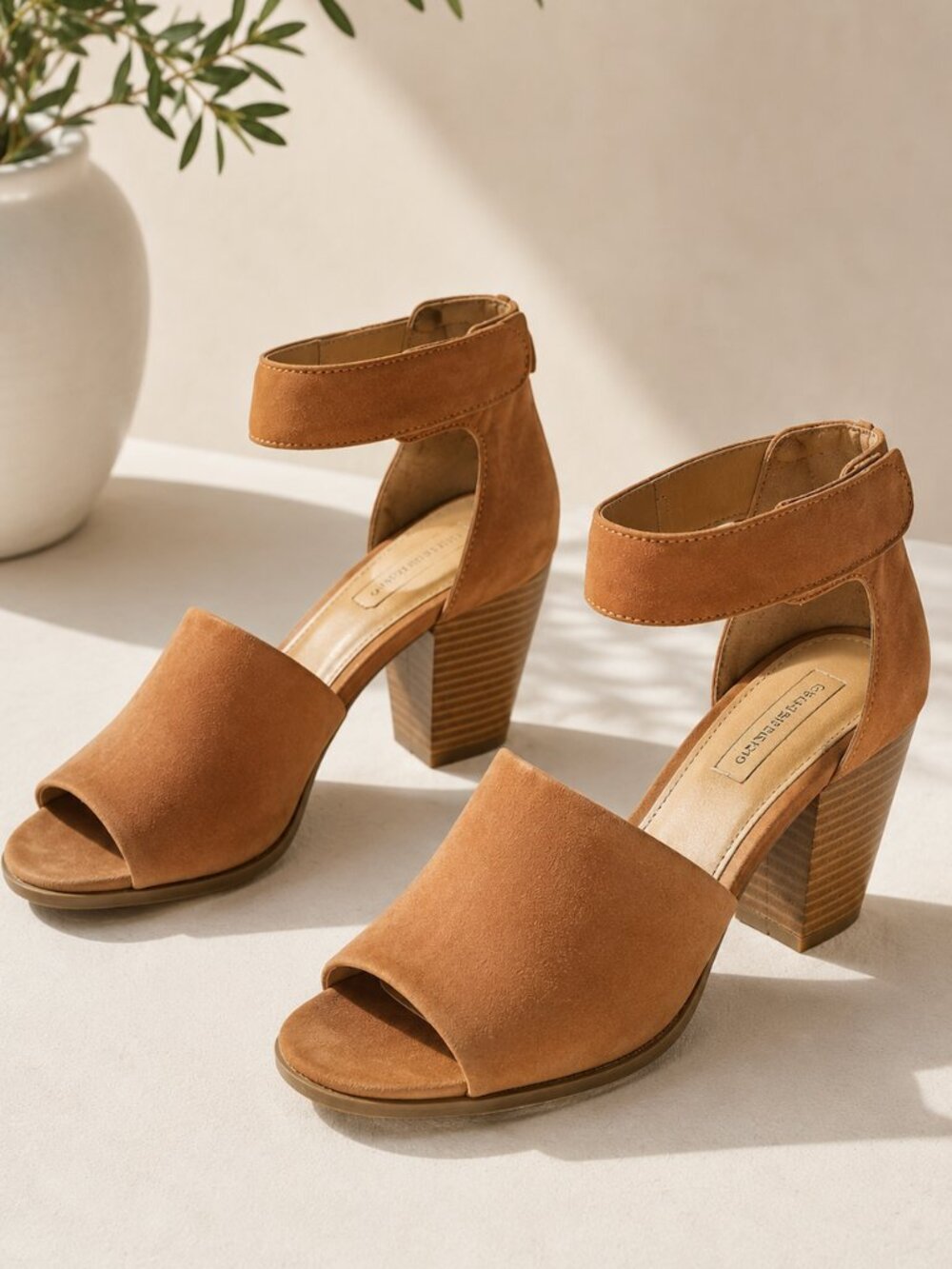 Giani Bernini Cognac Suede Block Heel Sandals Quiet Luxury Minimalist Heels